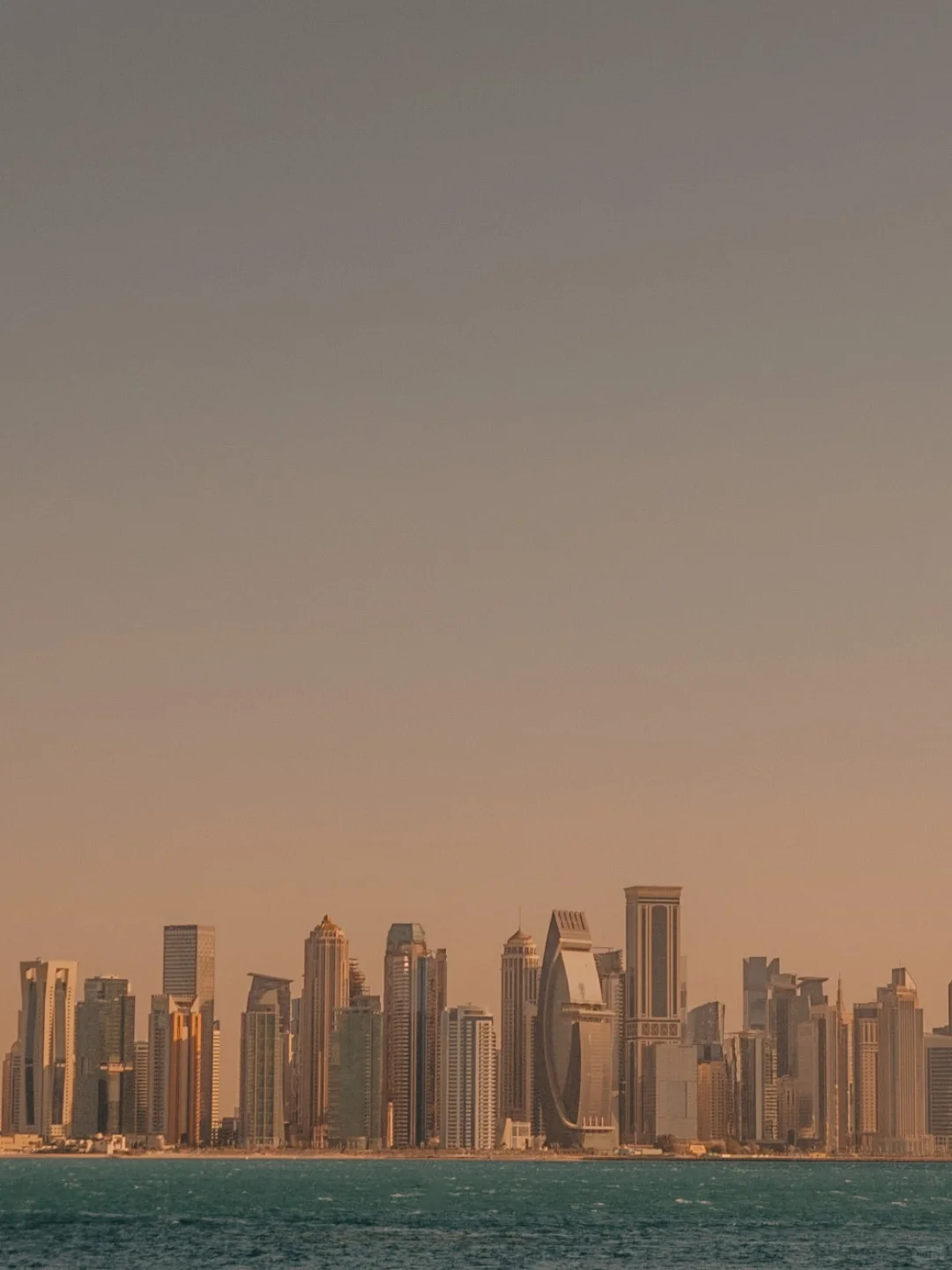 巴塞尔艺术展公布首届卡塔尔展会参展艺廊