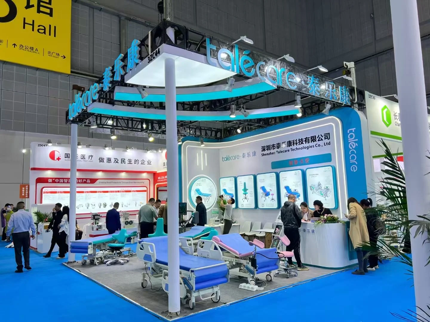 又是一年医博会，风雨飘摇的医疗人挥挥手！