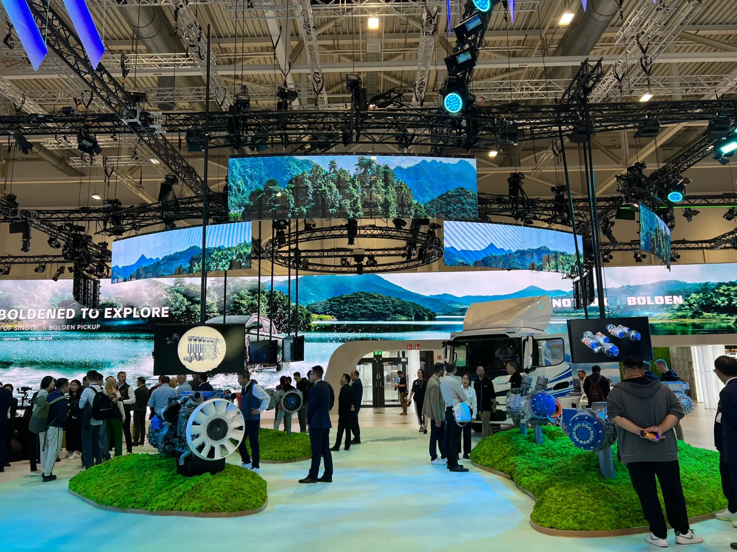 ??汉诺威IAA商用车展：媒体日