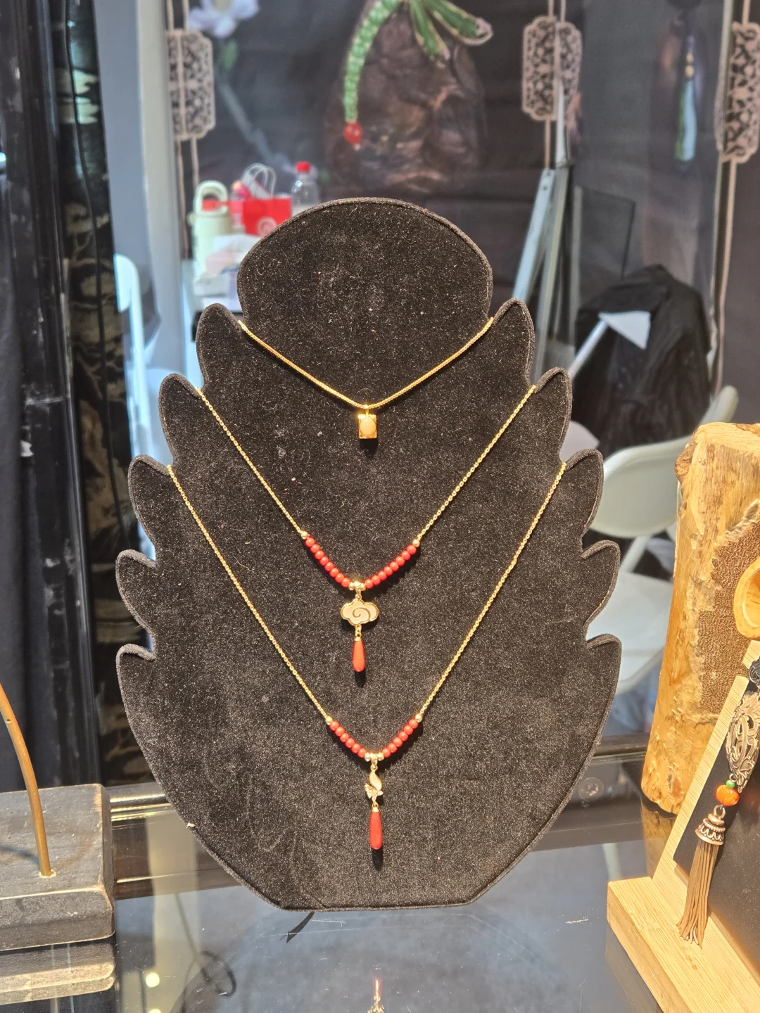 又到了珠宝展扎堆的季节了