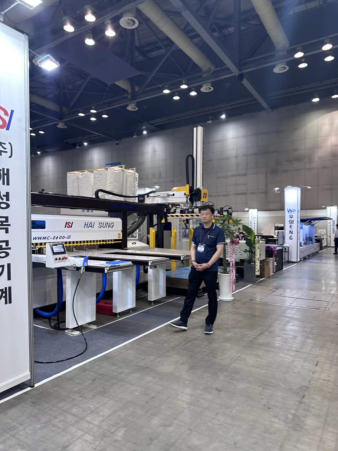 ??韩国家具器械展会翻译日常