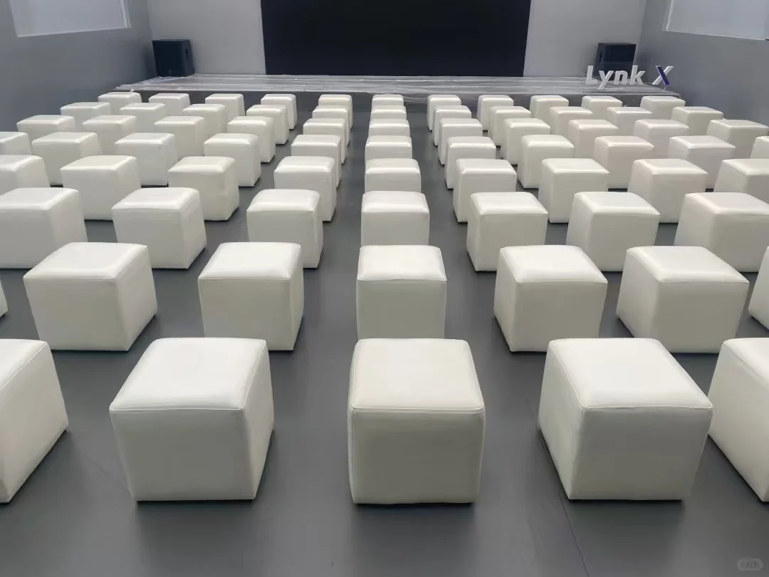 活动急要面包凳？当天借当天到！