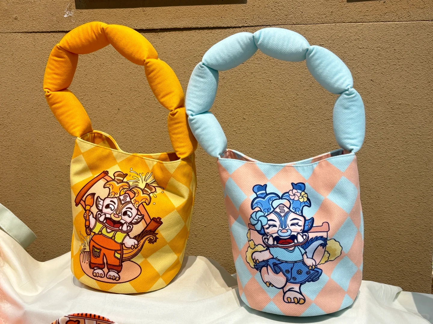 毕业设计展 “龙里龙气”趣味图形设计