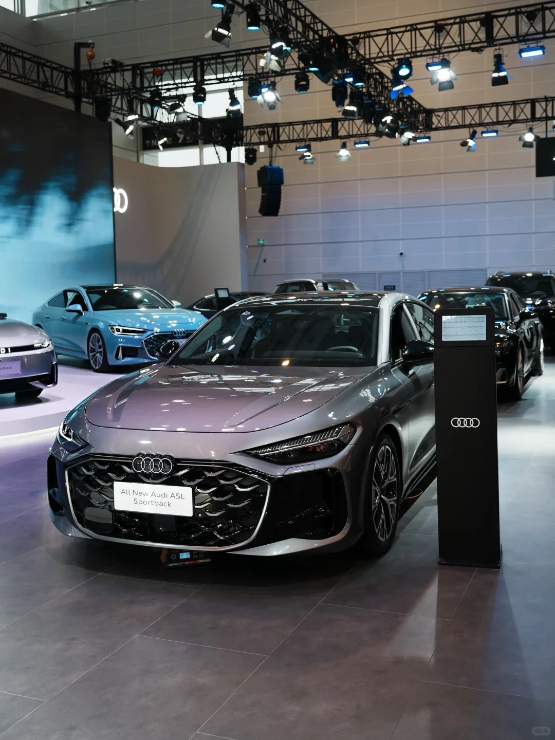 十一逛展实录｜被上汽奥迪狠狠戳中心巴