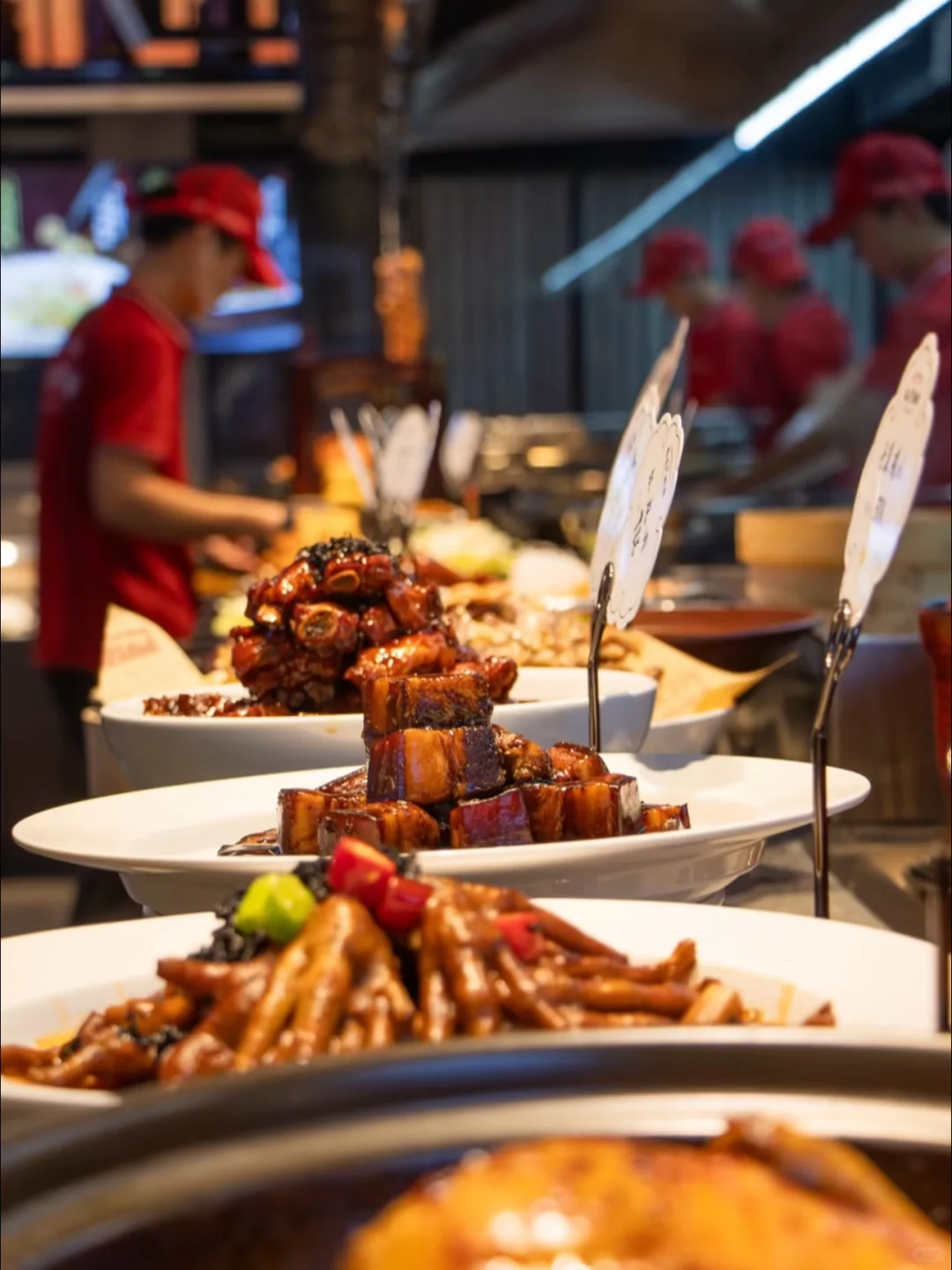 义乌排队王！128抢228鸡毛换糖双人餐?