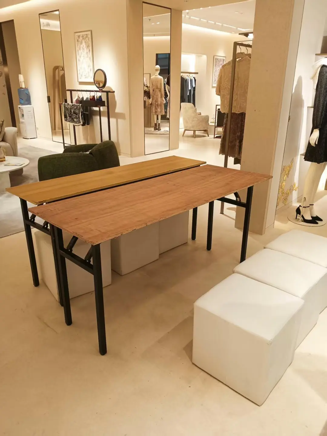 活动急要面包凳？当天借当天到！