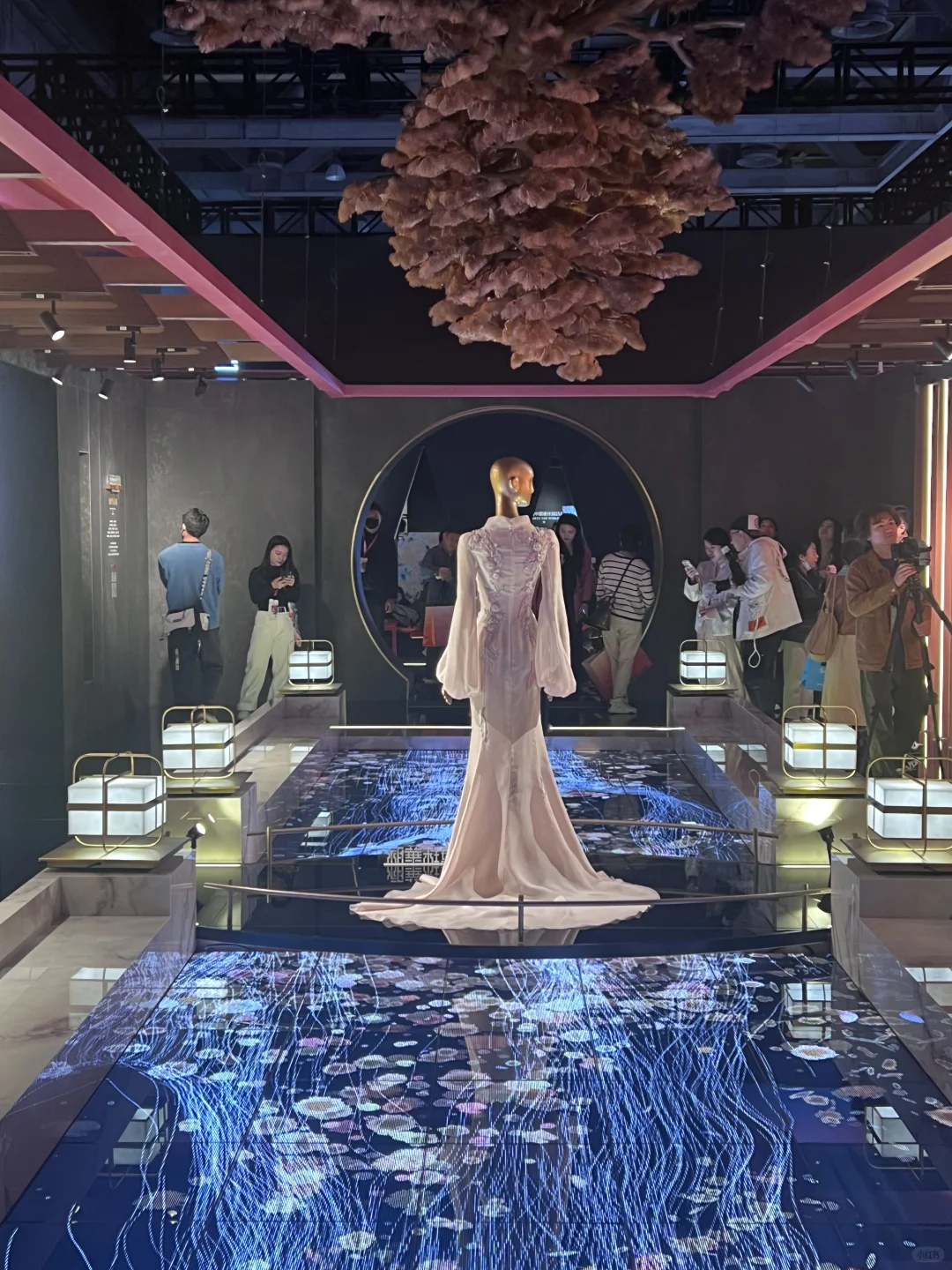 广州设计周｜逛展 学习 领奖