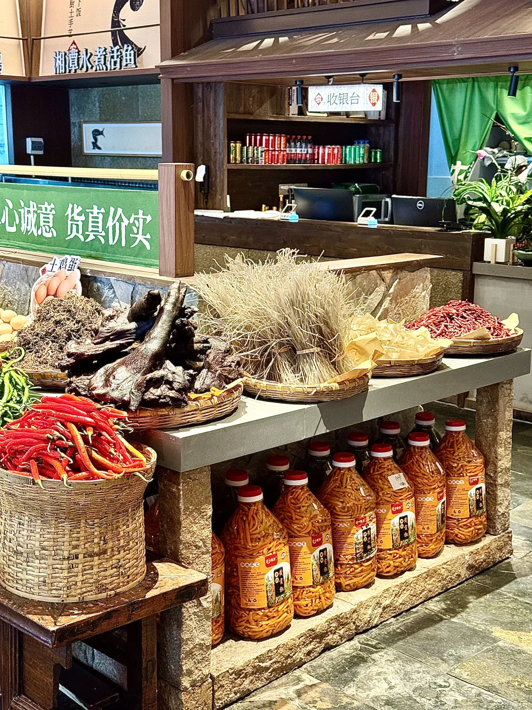 深圳国庆必薅！100+吃垮湖南土菜大佬?