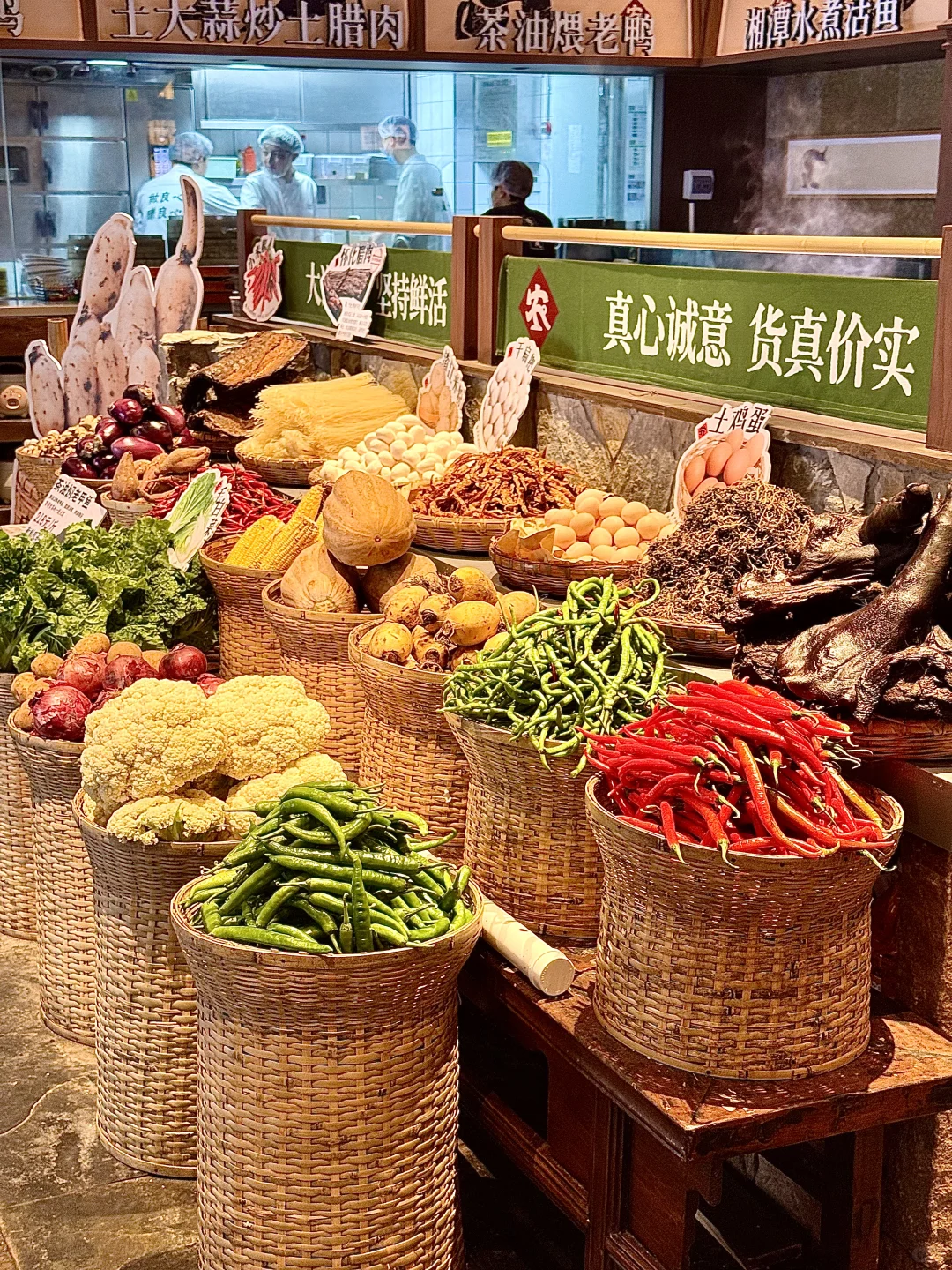 深圳国庆必薅！100+吃垮湖南土菜大佬?