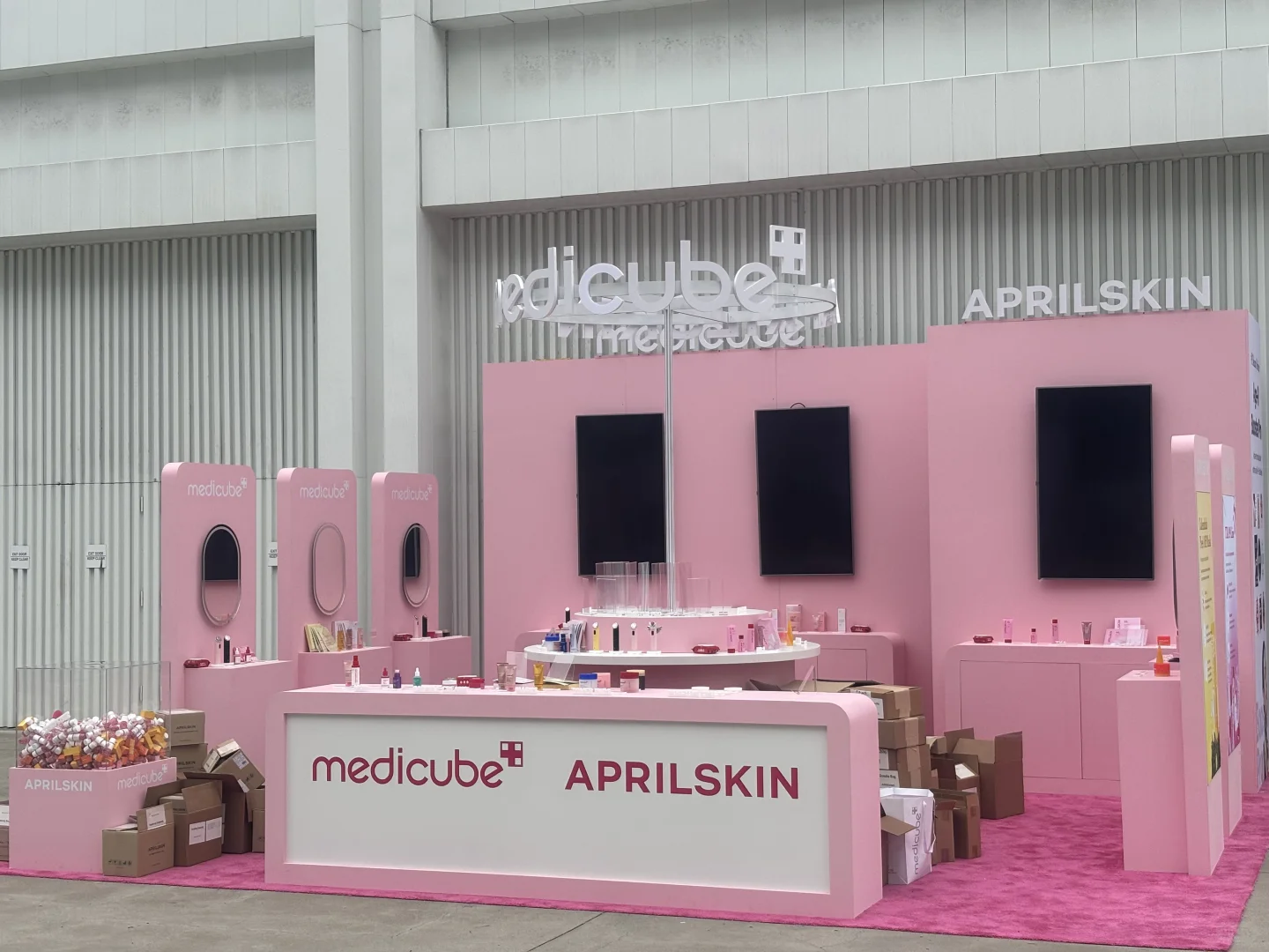 美国搞一场万人展会 有多累