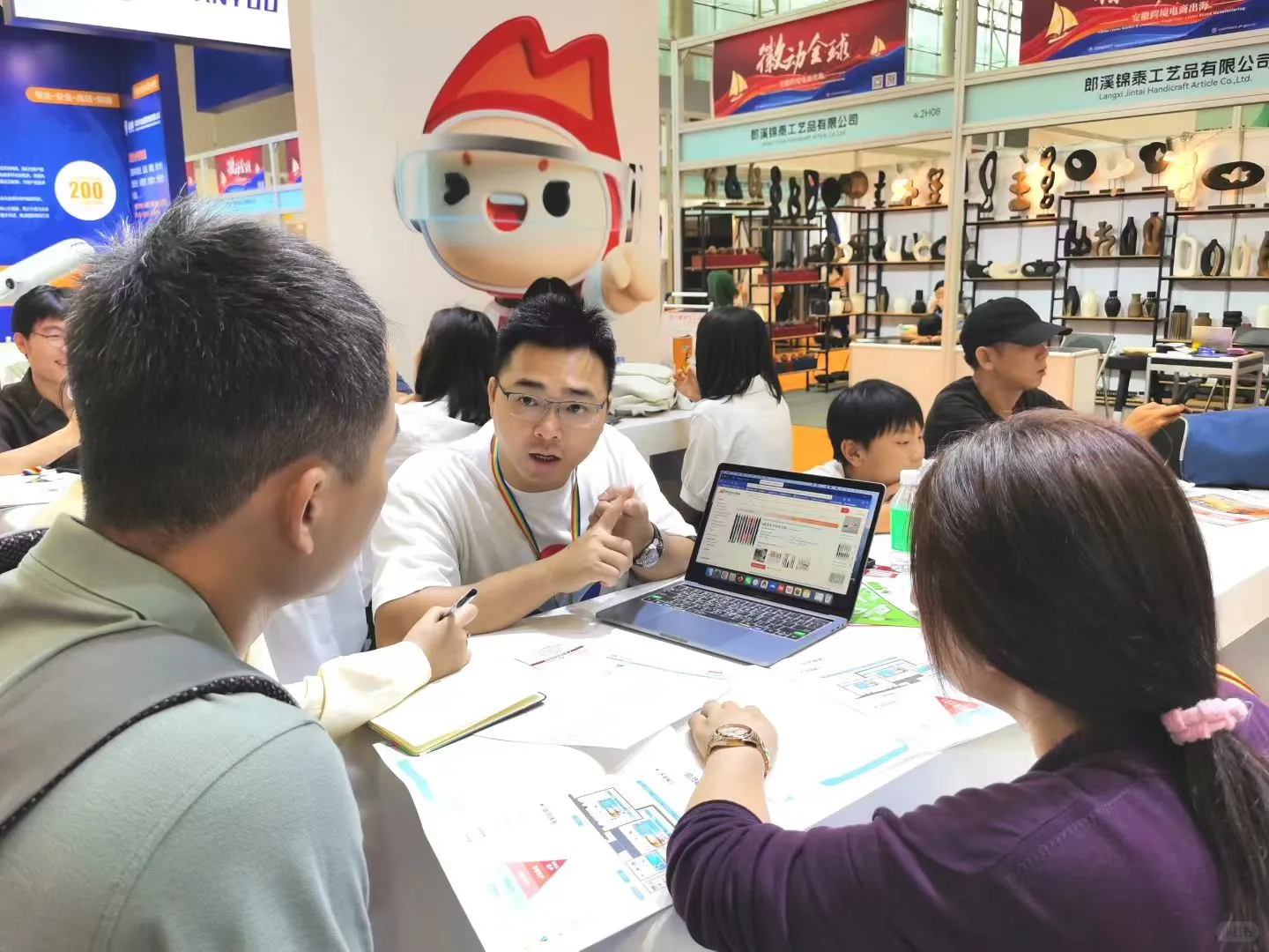 中国制造网亮相2025广州跨境展！