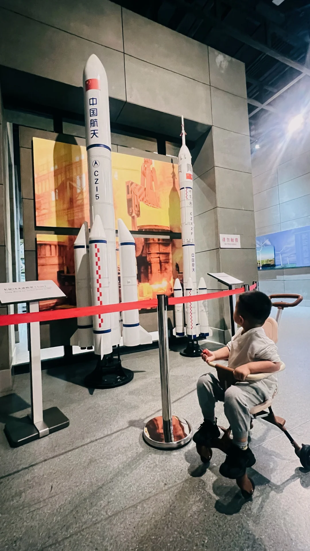 终于知道为什么要带娃去看展了！