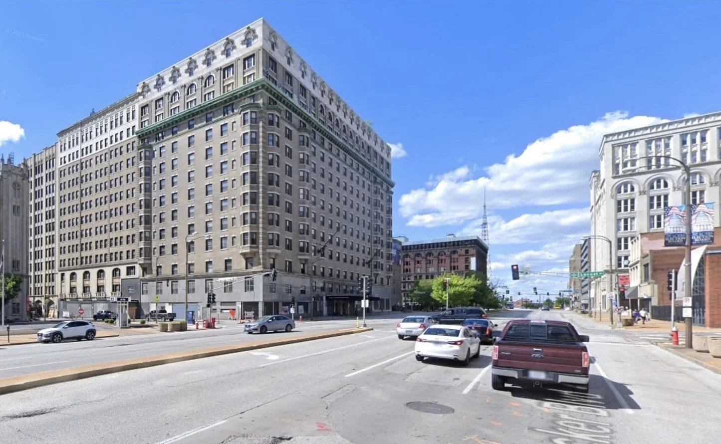 圣路易斯曾接待总统的宫殿，如今只剩风声