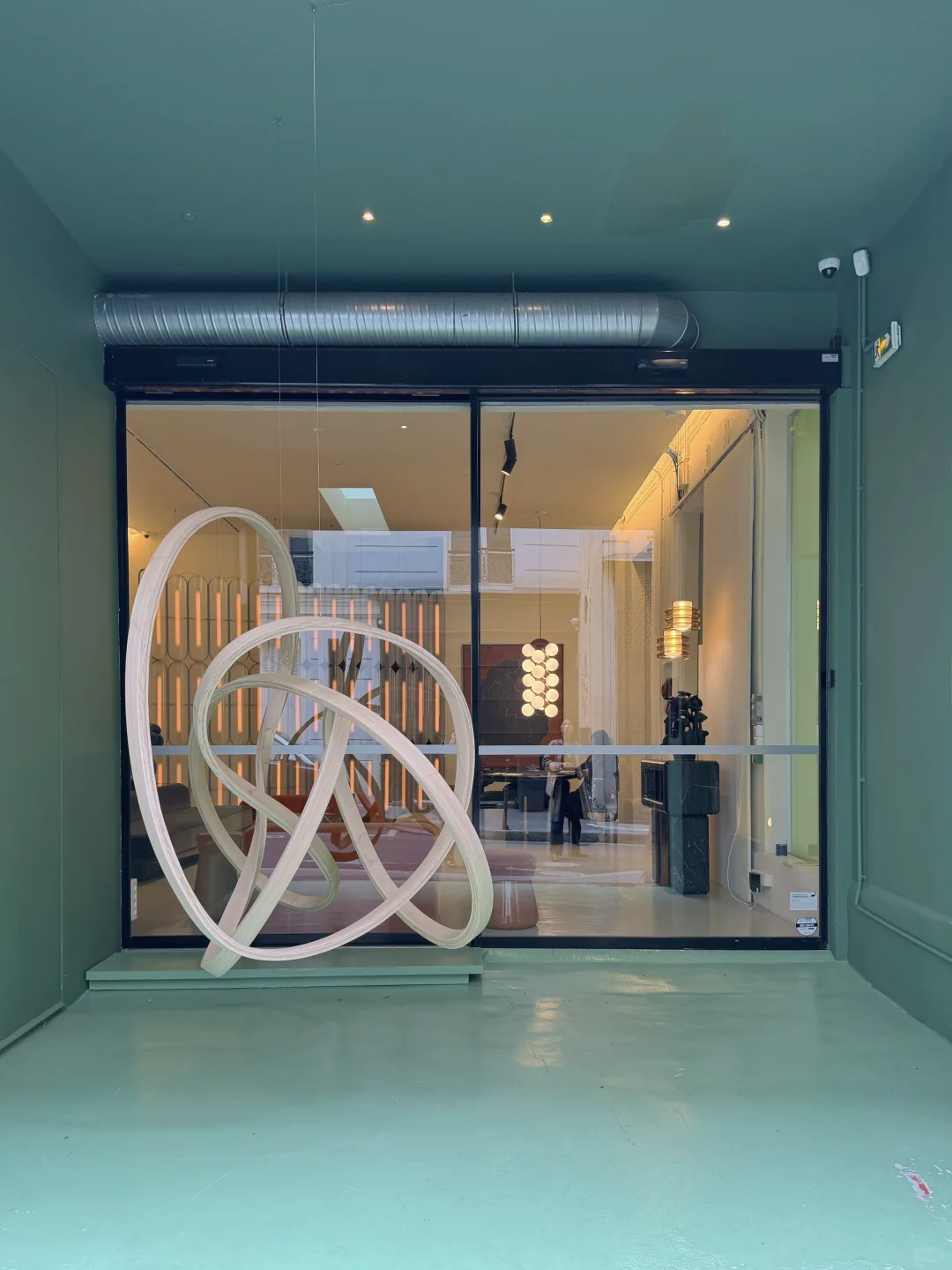 看展｜巴黎的低温频率：Boon Room