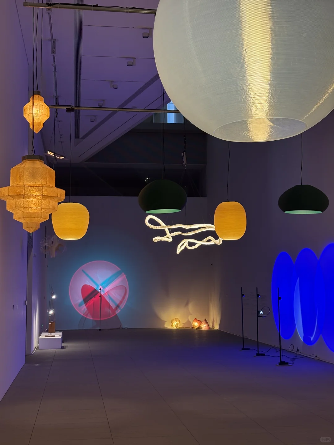 北京新展｜光之线条?西班牙的灯光设计??