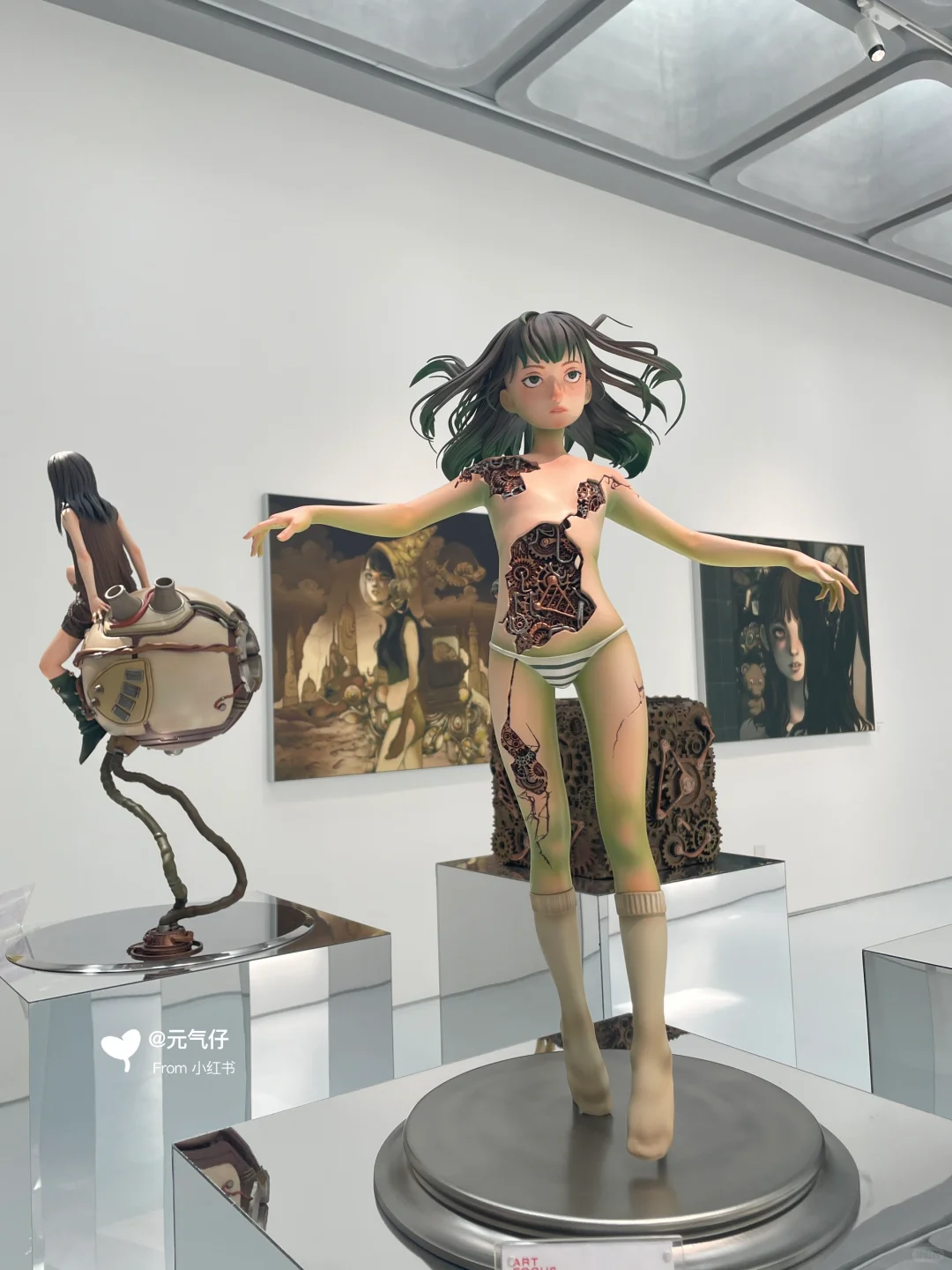北京个性展｜05后艺术家个展大胆且梦幻！