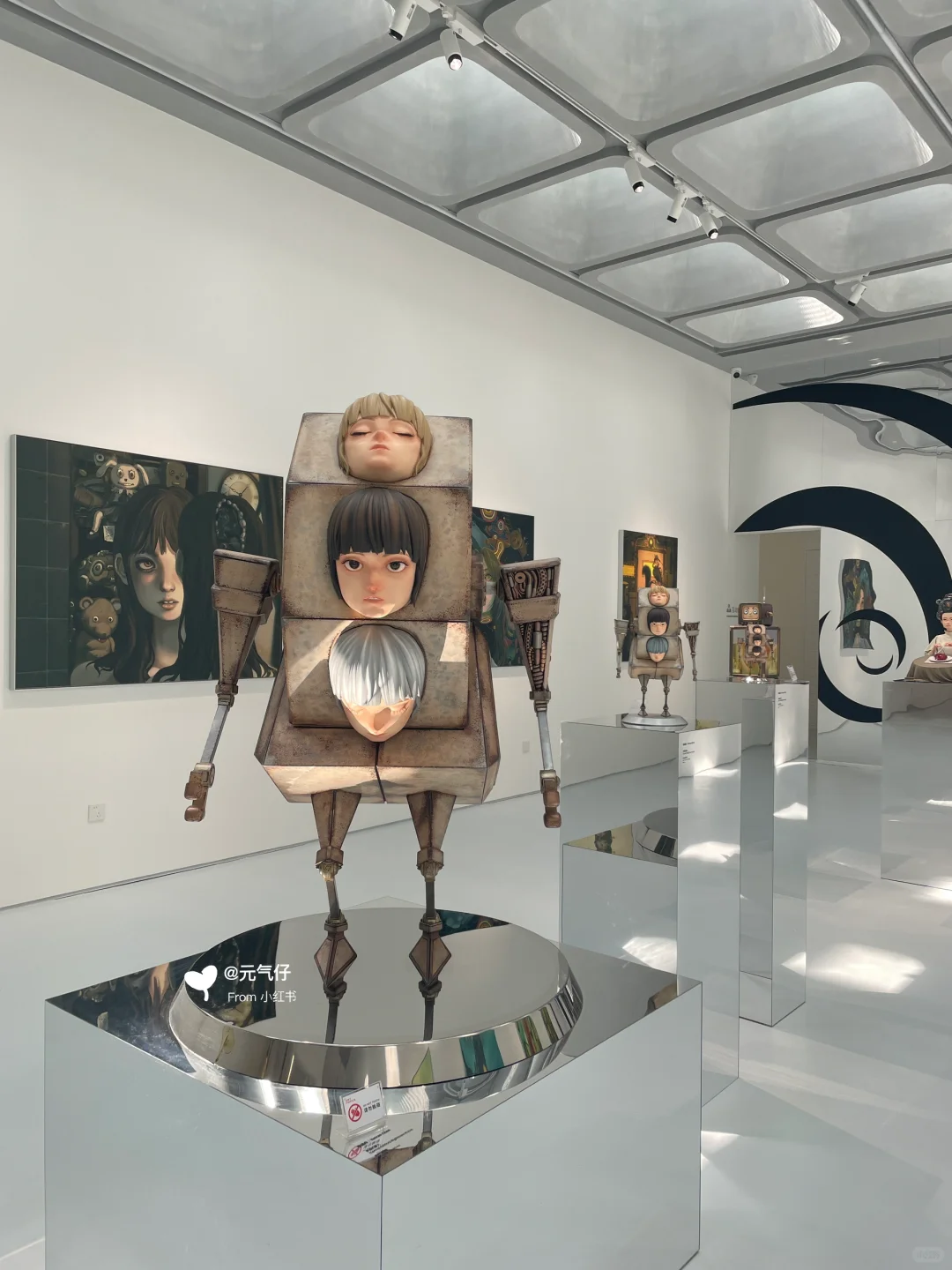 北京个性展｜05后艺术家个展大胆且梦幻！