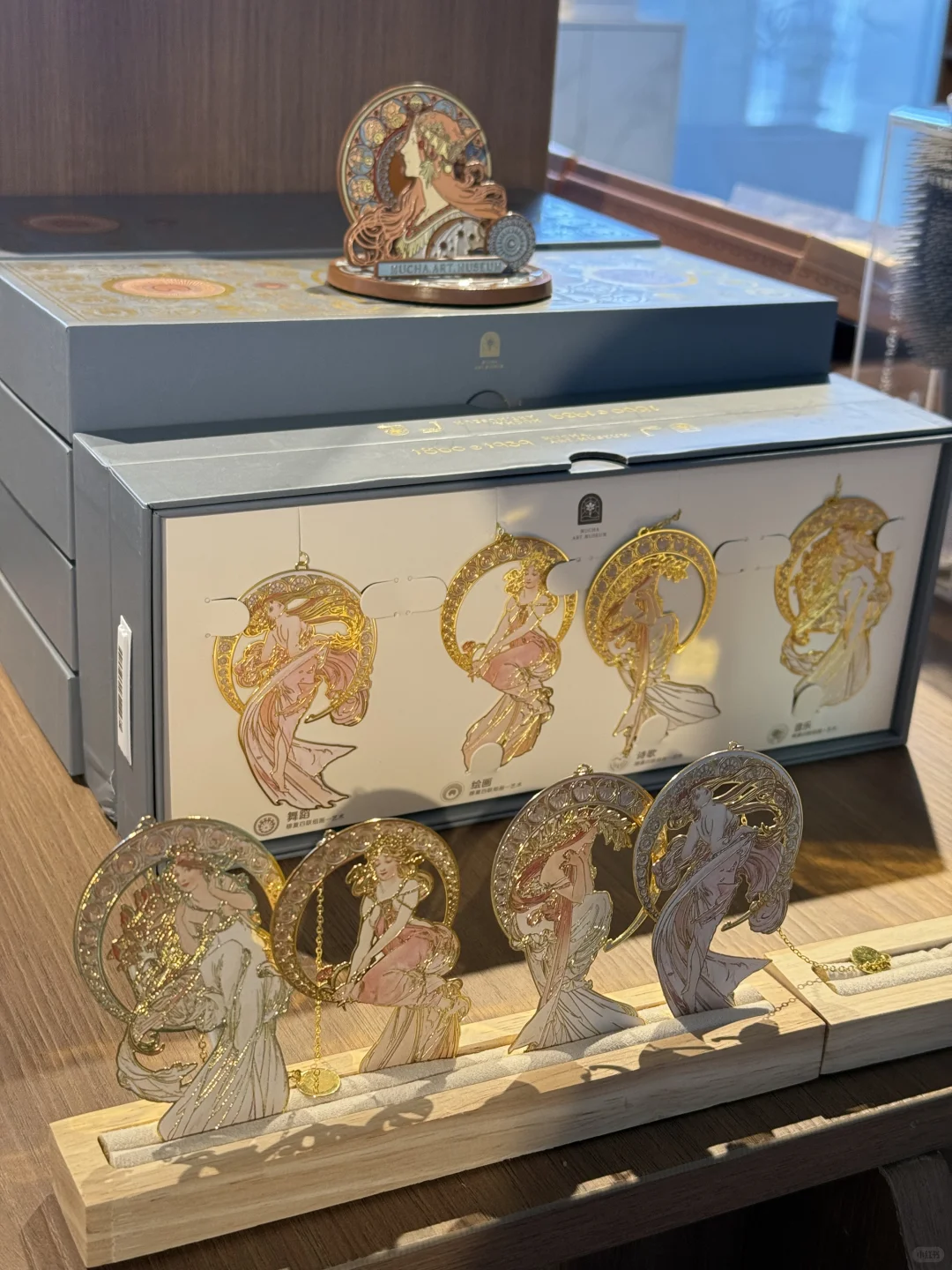 拜见二次元鼻祖??无锡博物院穆夏新展！！