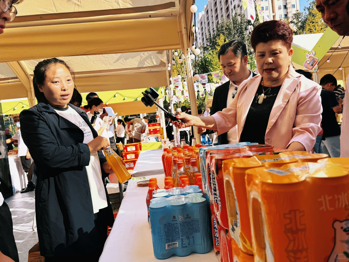 老字号品牌展销会在上德银泰城开卖