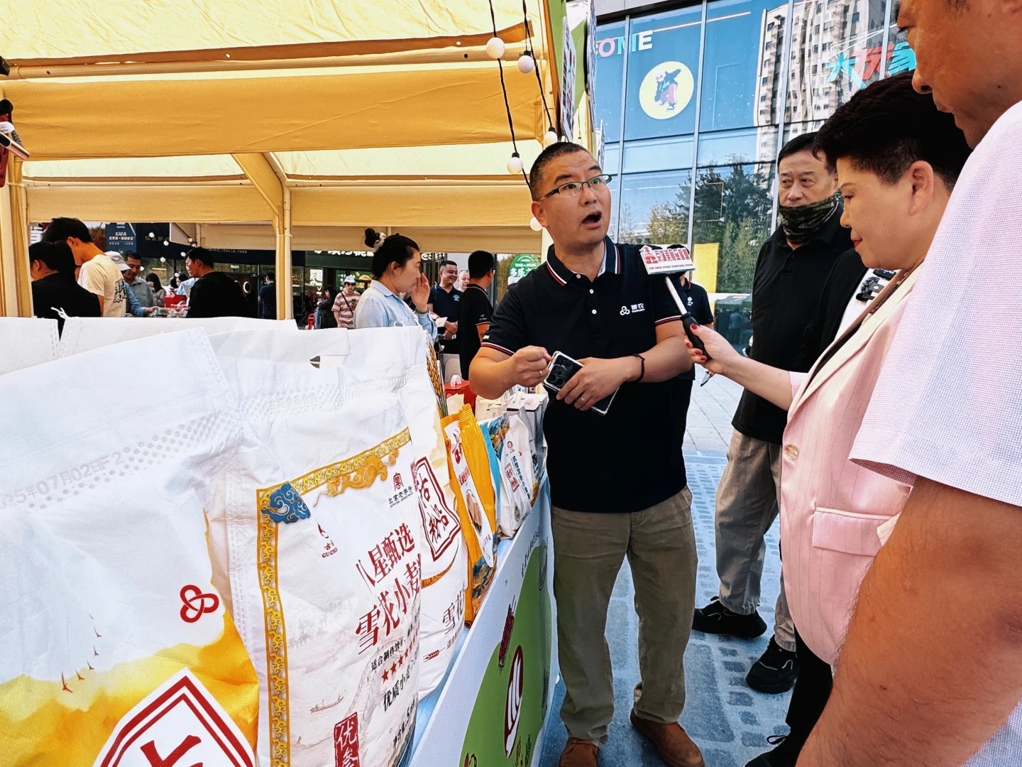 老字号品牌展销会在上德银泰城开卖