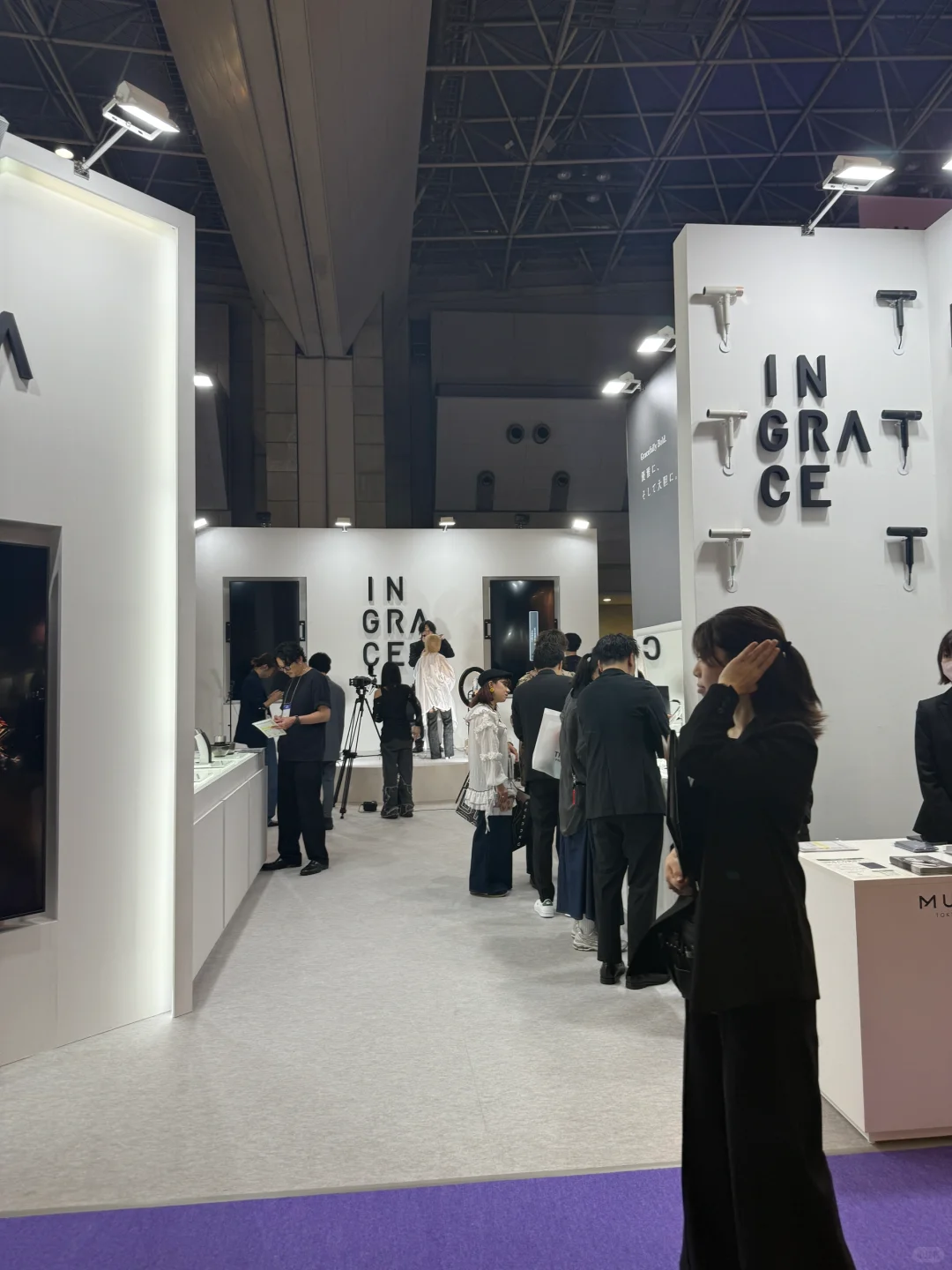 服美役?东京美容展背后的女性课题