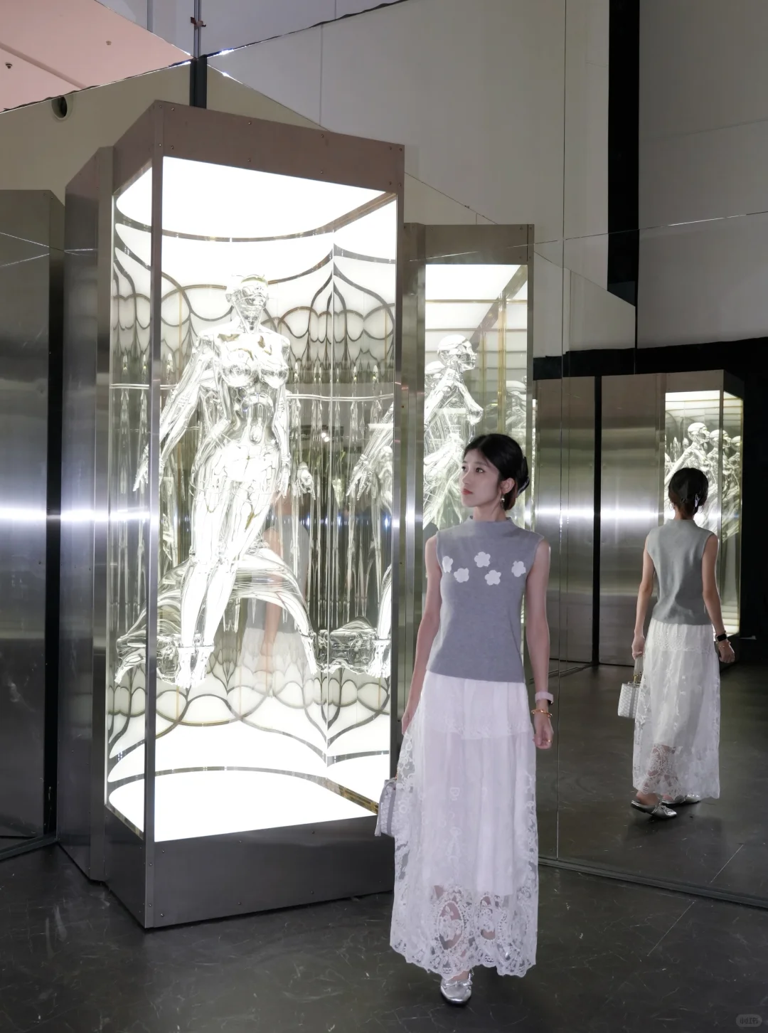 深圳探展｜近距离看空山基原作美到窒息！