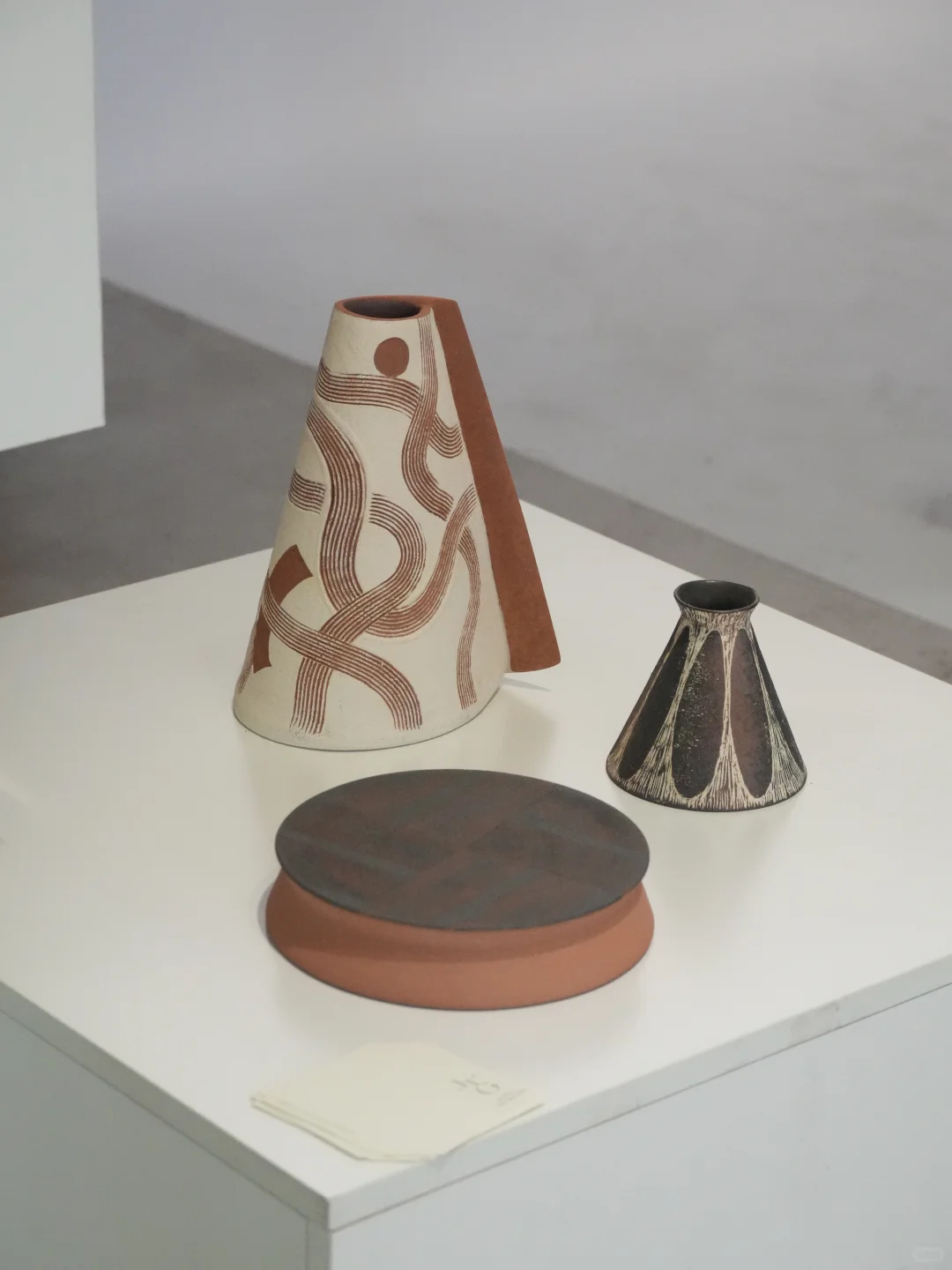 杭州新展｜探索器物的线条之美