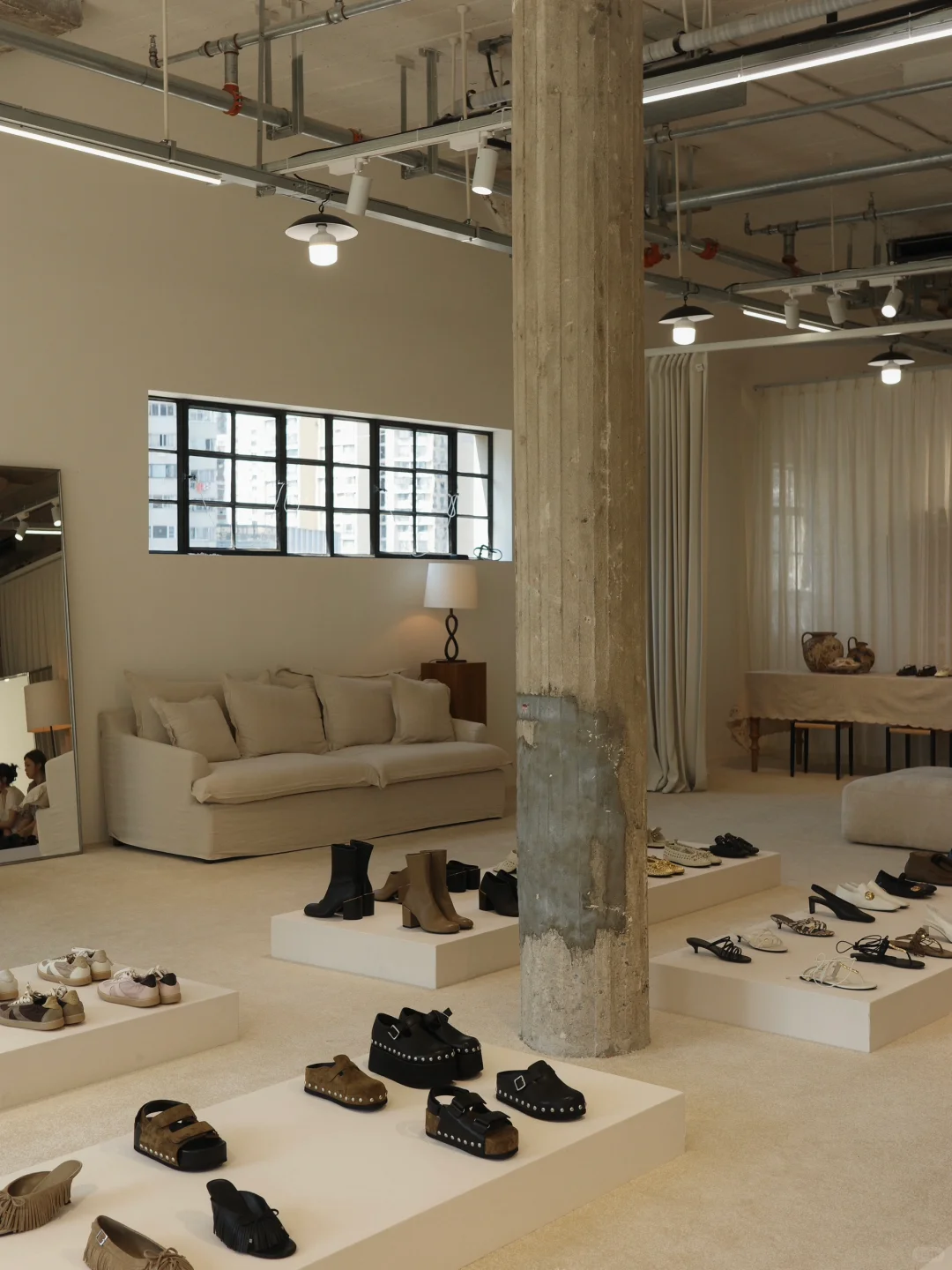 上海新展｜老建筑里的漂亮showroom