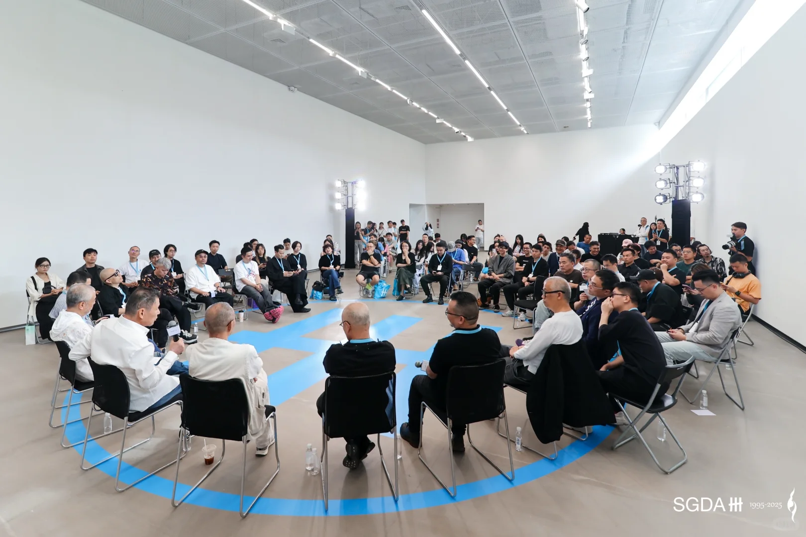 SGDA30年 从深圳透视中国平面设计☕️