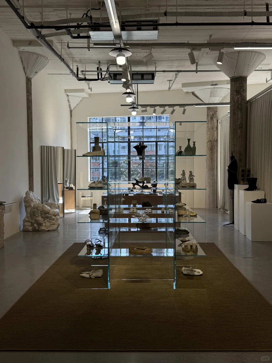 上海新展｜老建筑里的漂亮showroom