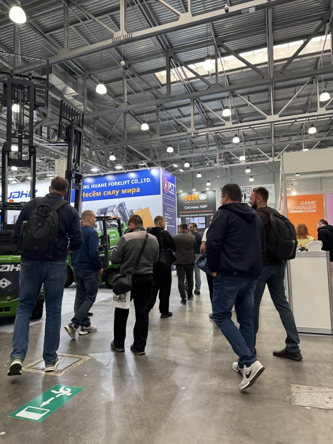 莫斯科展会翻译｜CeMAT 物流展奇遇记?