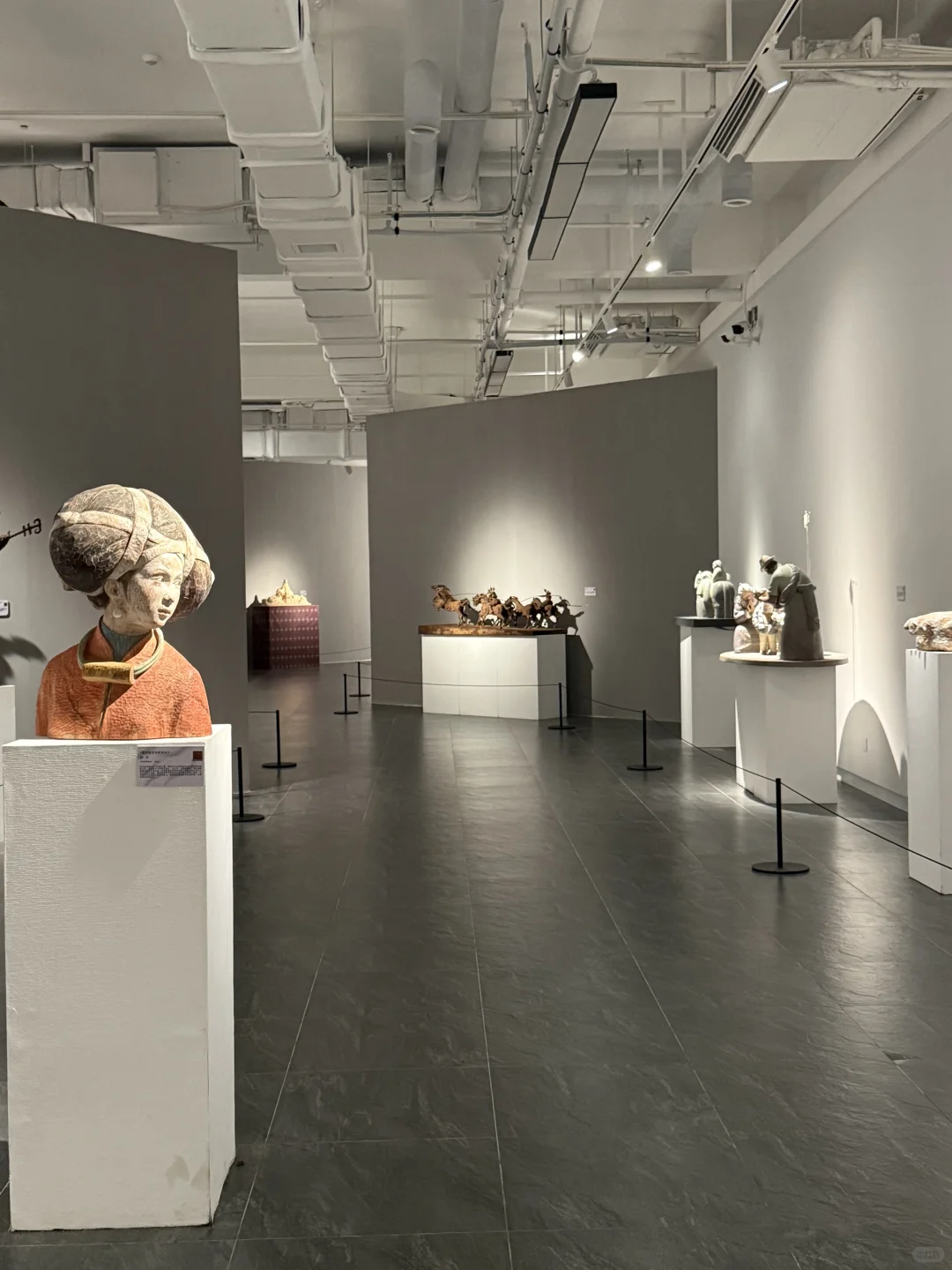 石家庄看展在霍格沃茨城堡里与青年雕塑对话
