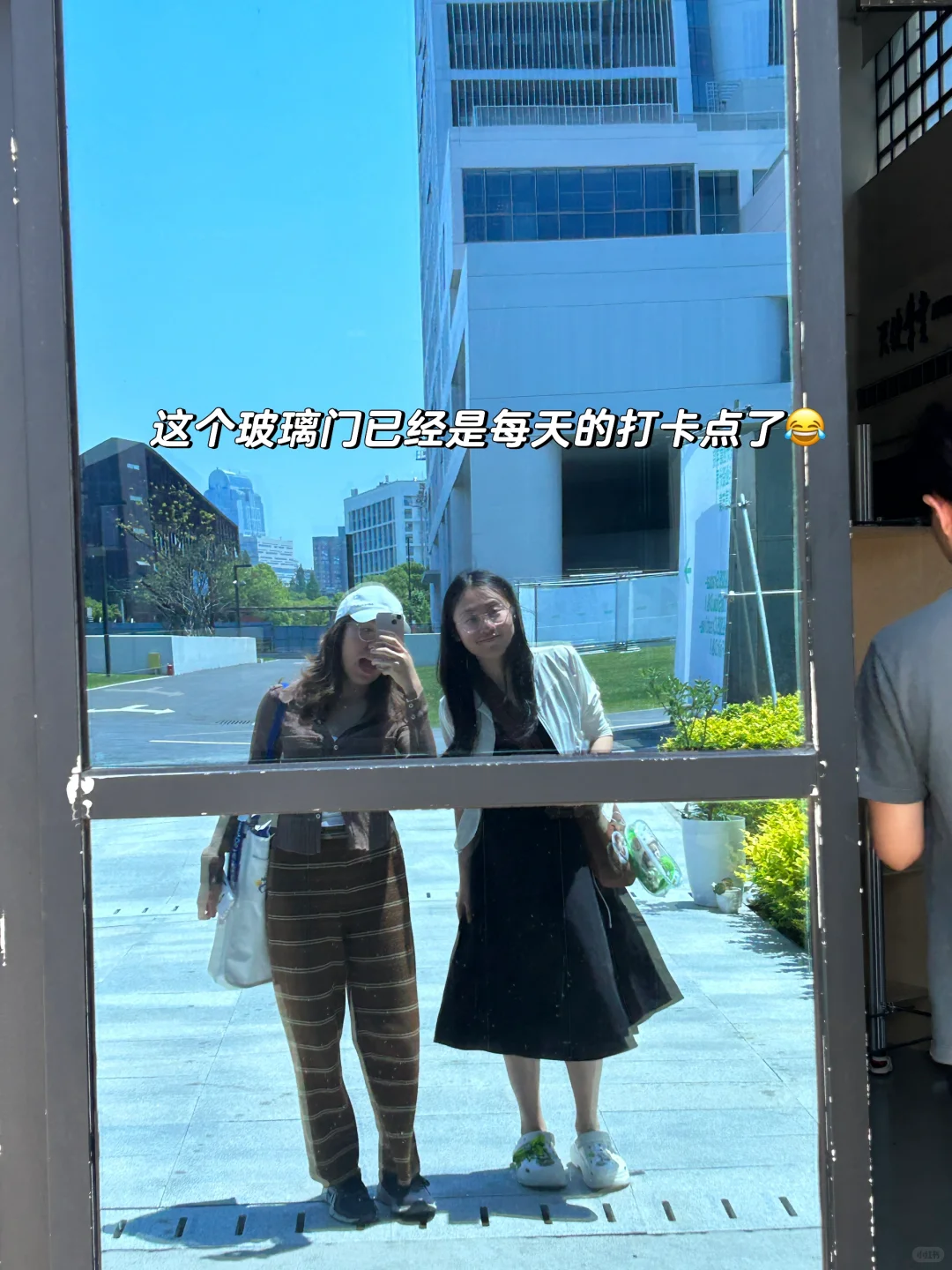 同济设创毕业展即将开展！今天最后一天布展！