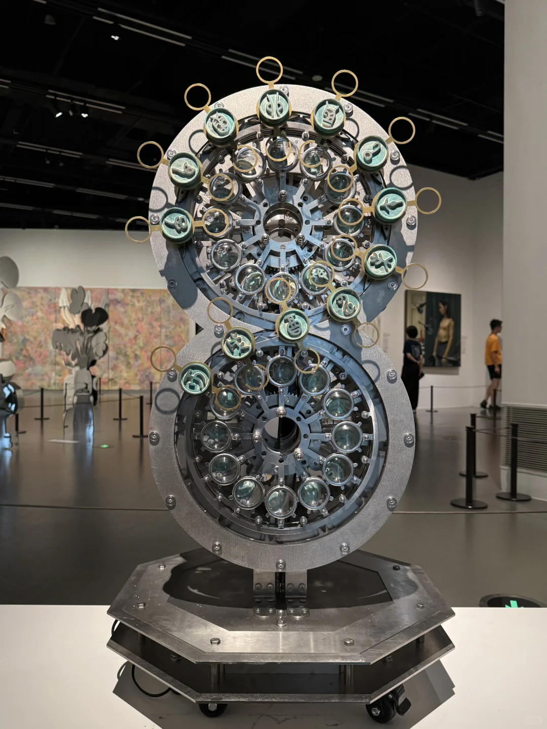 近期在上海看过坠震撼的?展！！8个展厅！！
