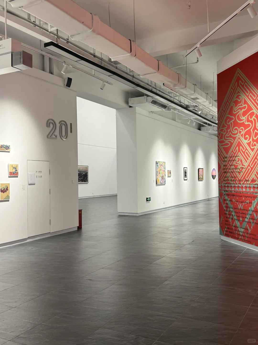 石家庄看展在霍格沃茨城堡里与青年雕塑对话