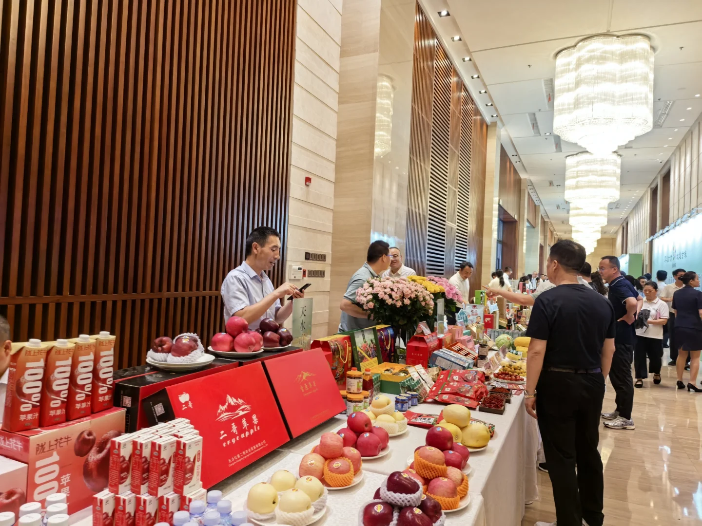 参加甘肃项目推介会