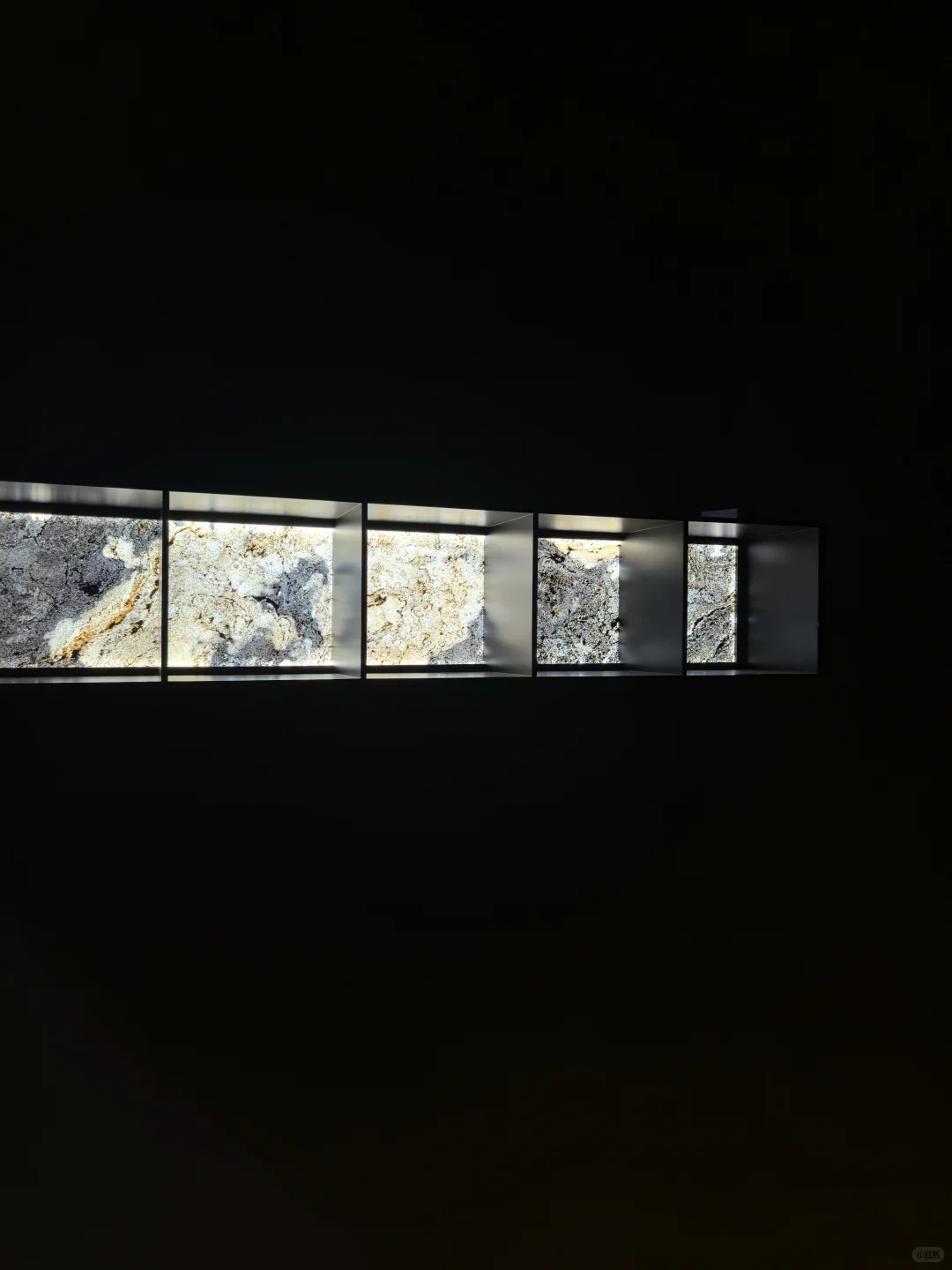 逛展-2025摩登上海设计周 设计&可能