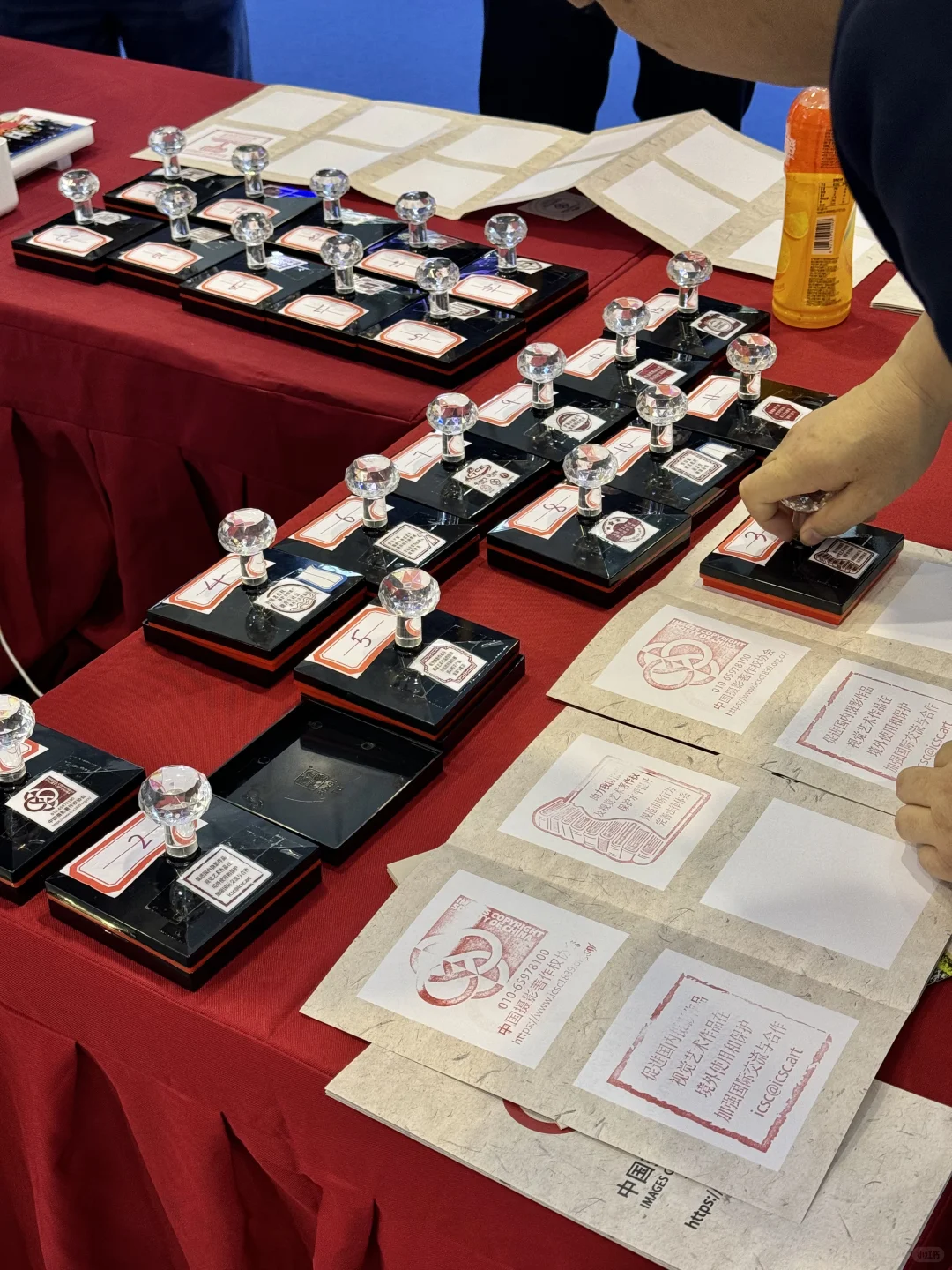 青岛人都收到通知了吗！！0元看展还有羊毛！！！