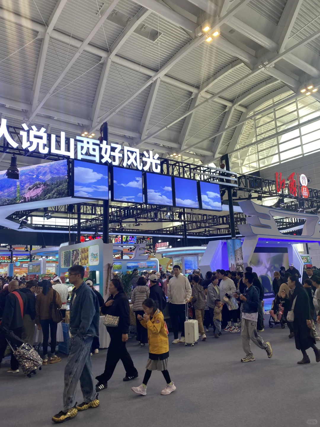震撼！10万+吃货！聚津门！