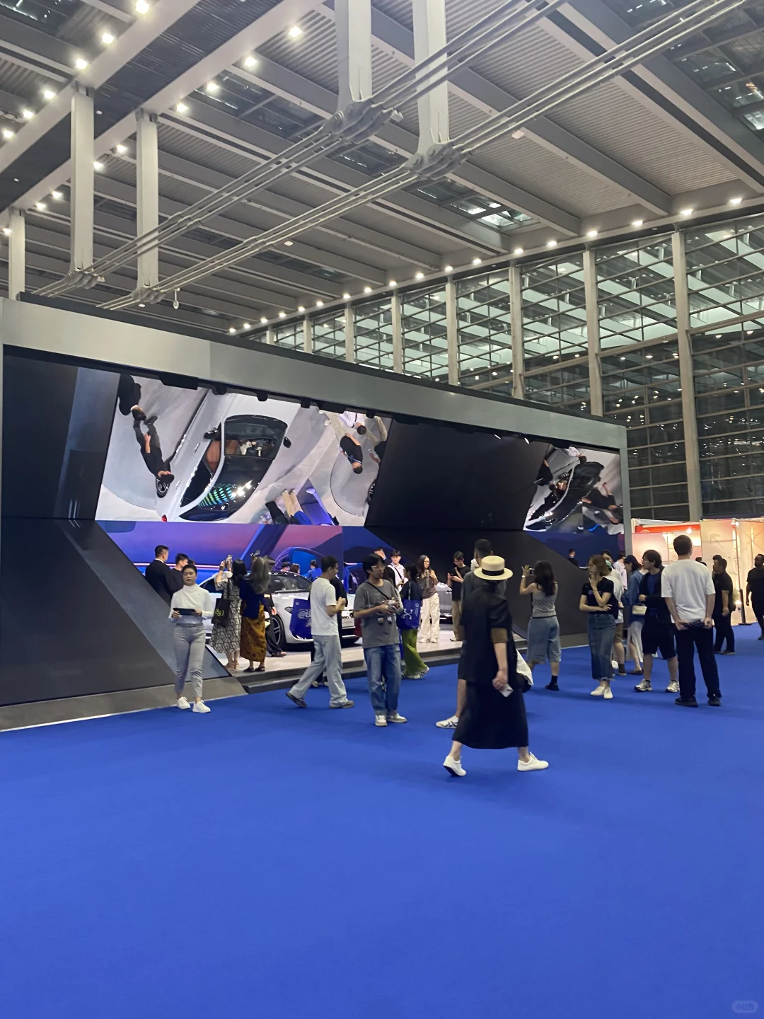 深圳设计展有人吗
