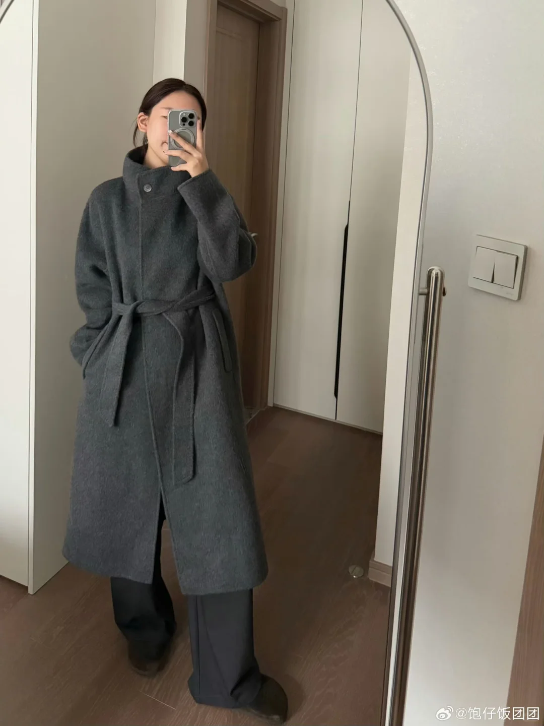 饱仔团大衣预告买什么