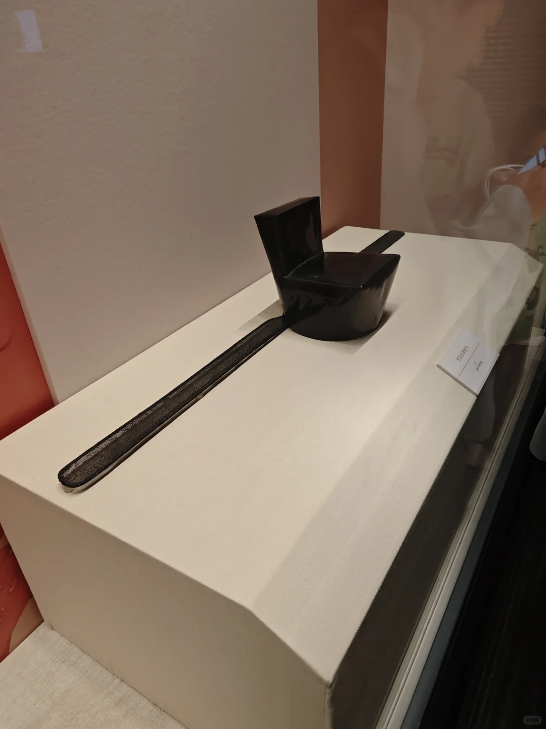 蒋师益墓出土的宋代展脚幞头