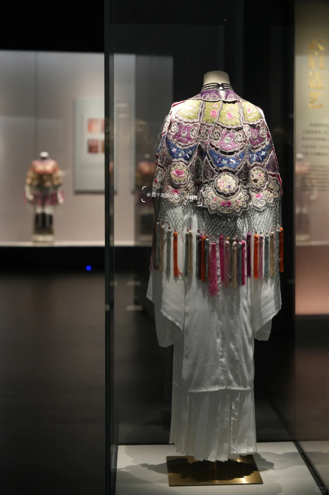 郑州博物馆“锦绣云霞”云肩展