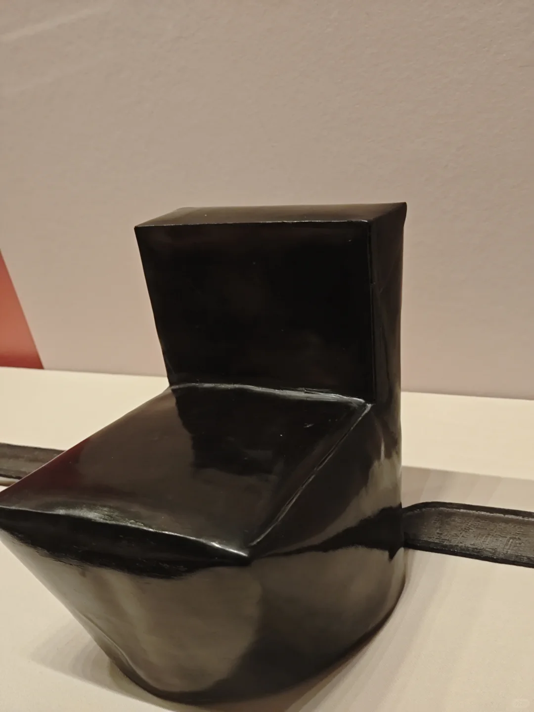 蒋师益墓出土的宋代展脚幞头