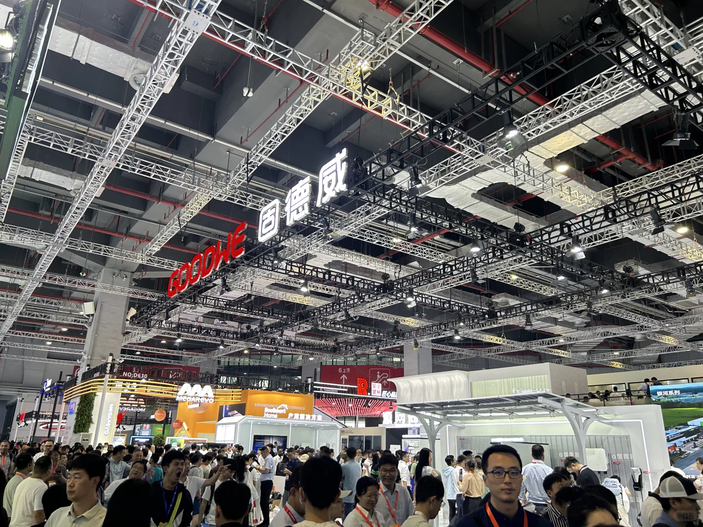 好火爆的光伏储能电池展