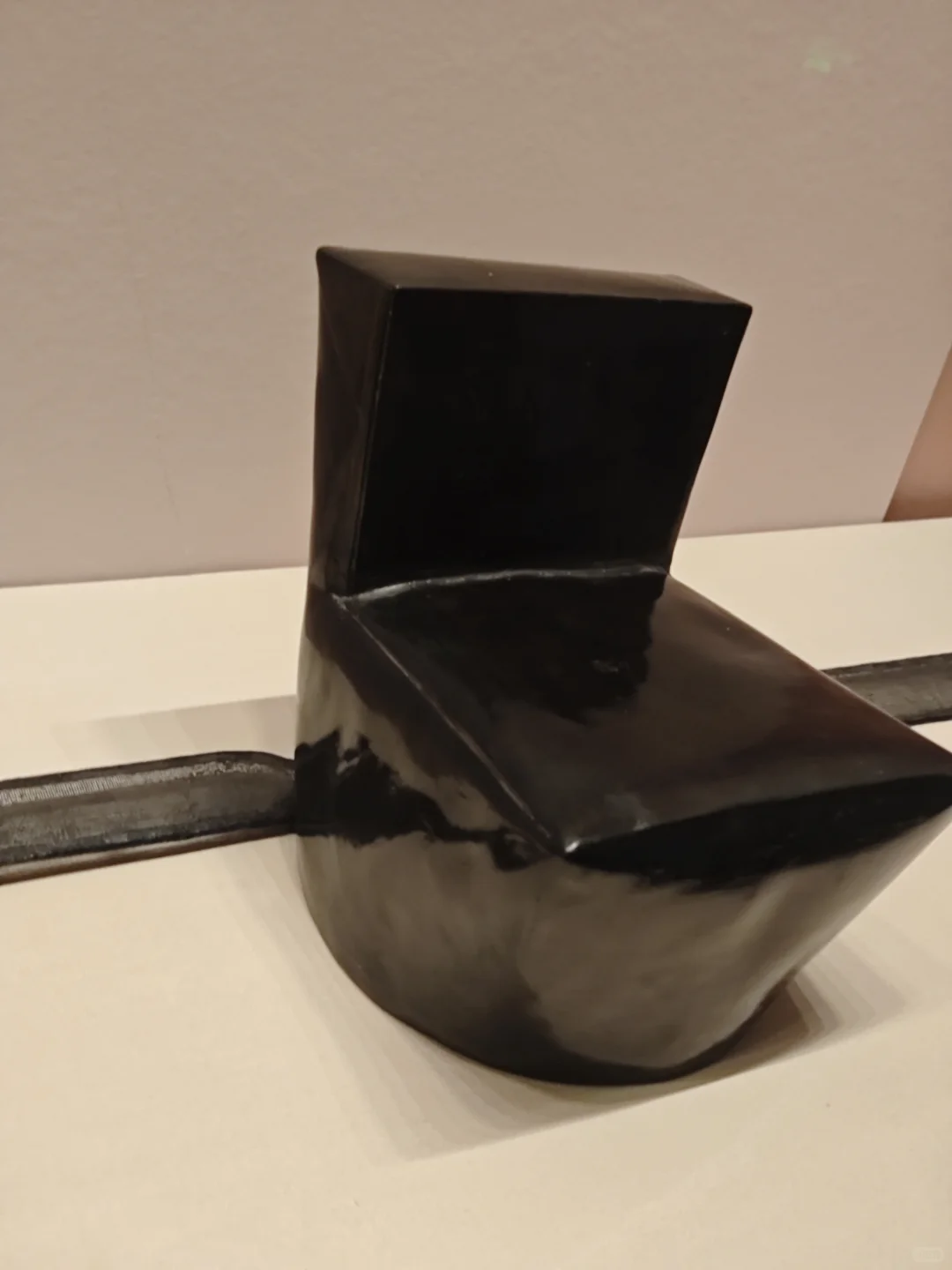 蒋师益墓出土的宋代展脚幞头