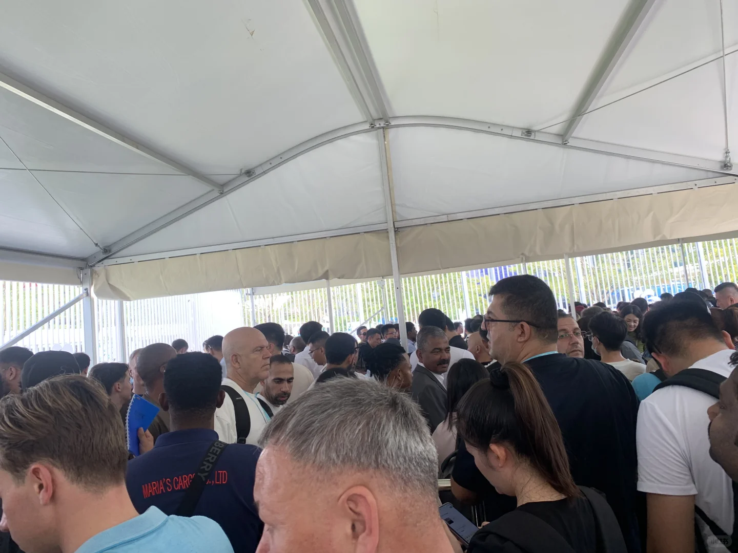 体验广交会暴走办证的一天