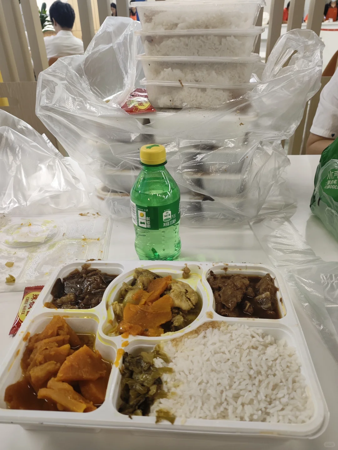 在广交会吃喝玩工作四不误