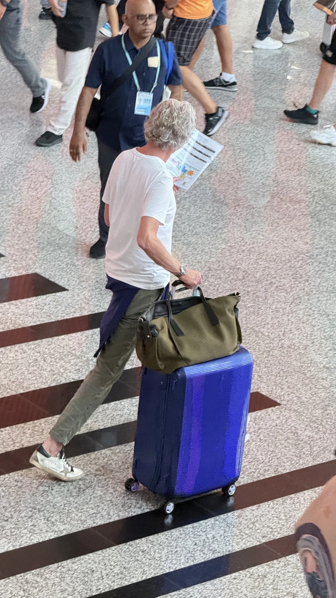 138届广交会比前几届外国人多了很多么？