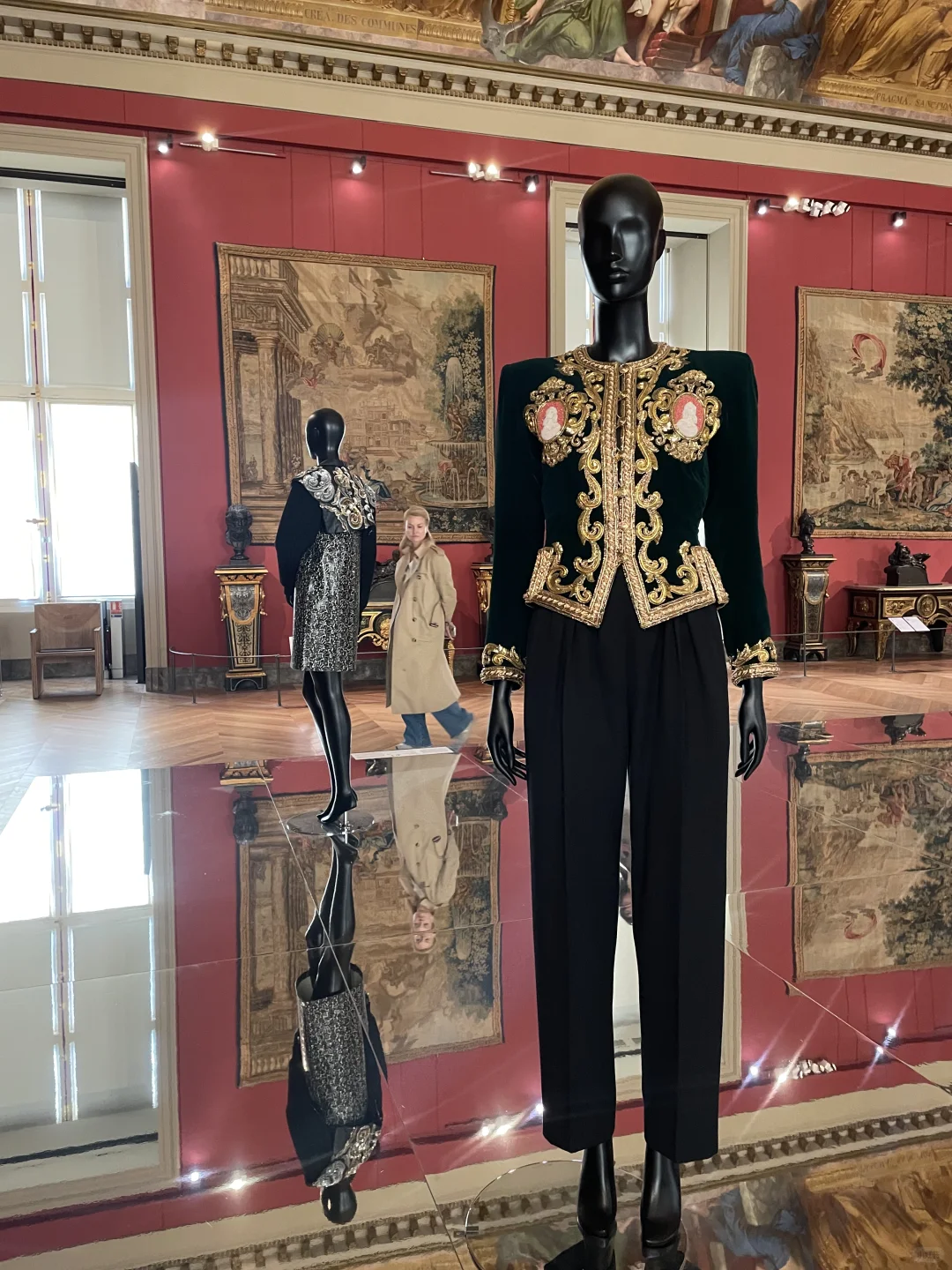 卢浮宫高定时尚特展?史上首次千万不要错过